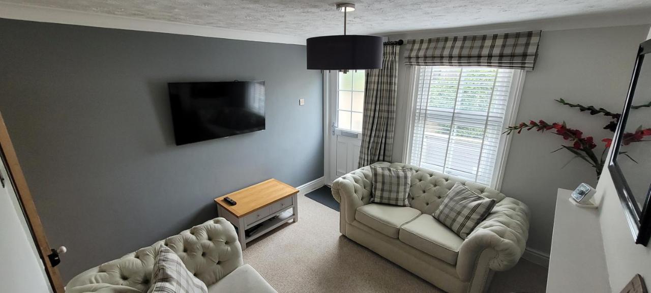 Caister Cottage, Beach 1 Minute Walk Away Extérieur photo