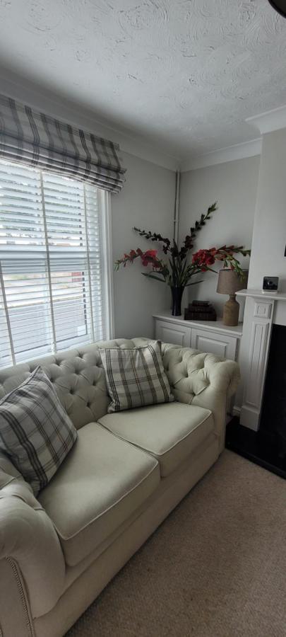 Caister Cottage, Beach 1 Minute Walk Away Extérieur photo