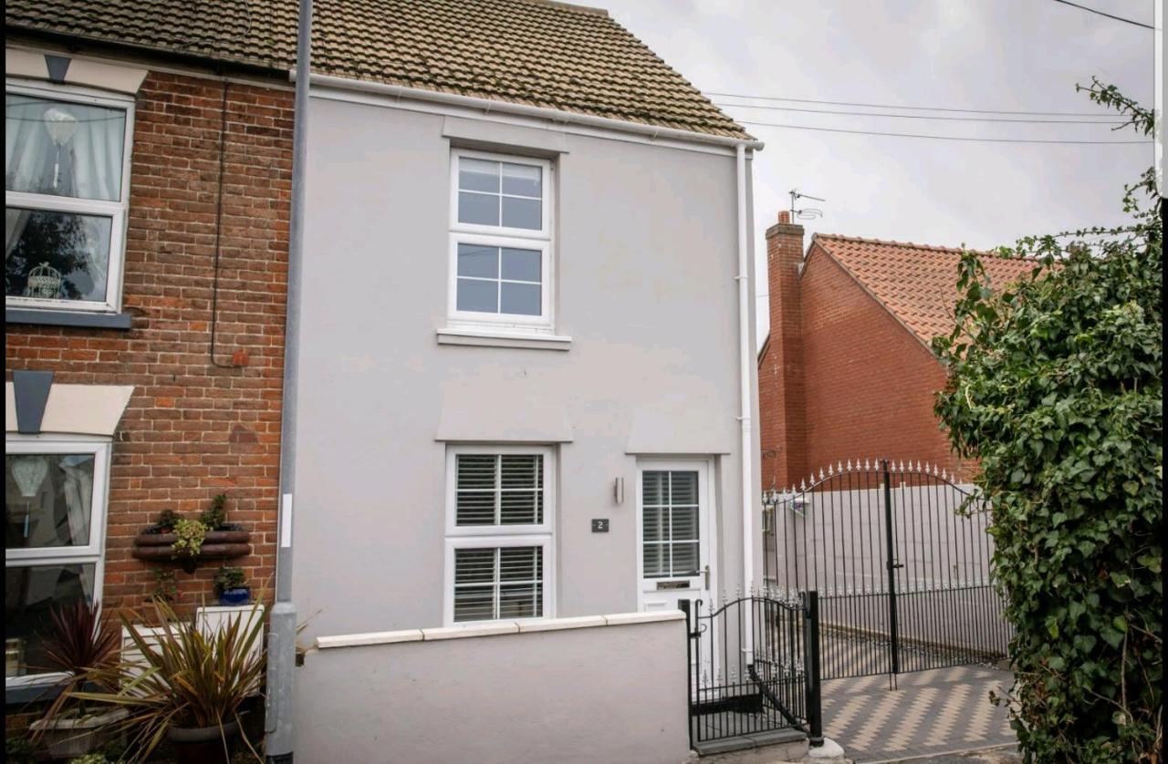 Caister Cottage, Beach 1 Minute Walk Away Extérieur photo